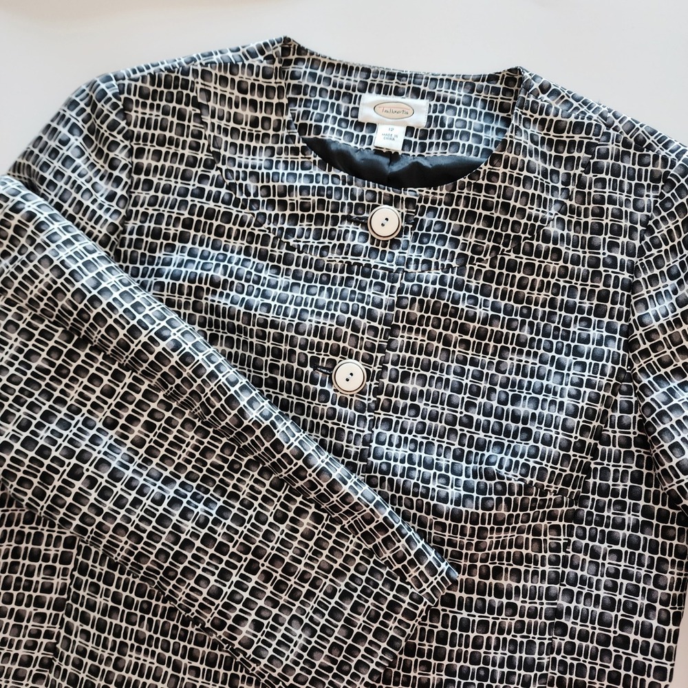 Talbots Women's Size 12 Black and White Silk Blend Patterned Button Front Blazer